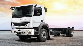 FUSO Super Great FV-R 6x4 Tractor Head